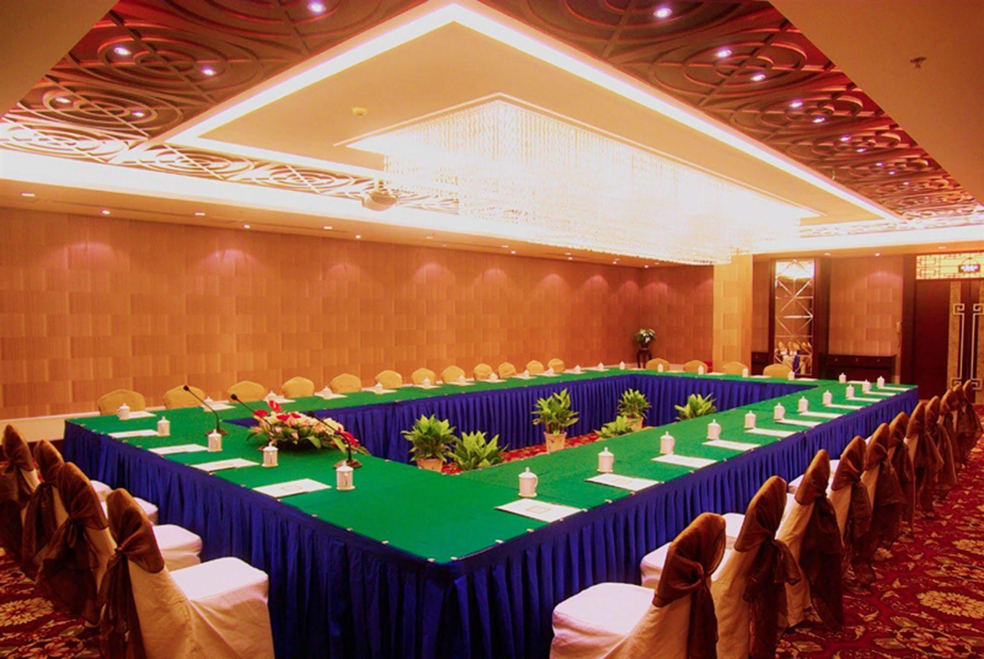 Yiwu Yi He Hotel Yiwu (Zhejiang) Exterior foto