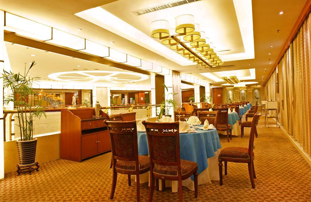 Yiwu Yi He Hotel Yiwu (Zhejiang) Exterior foto